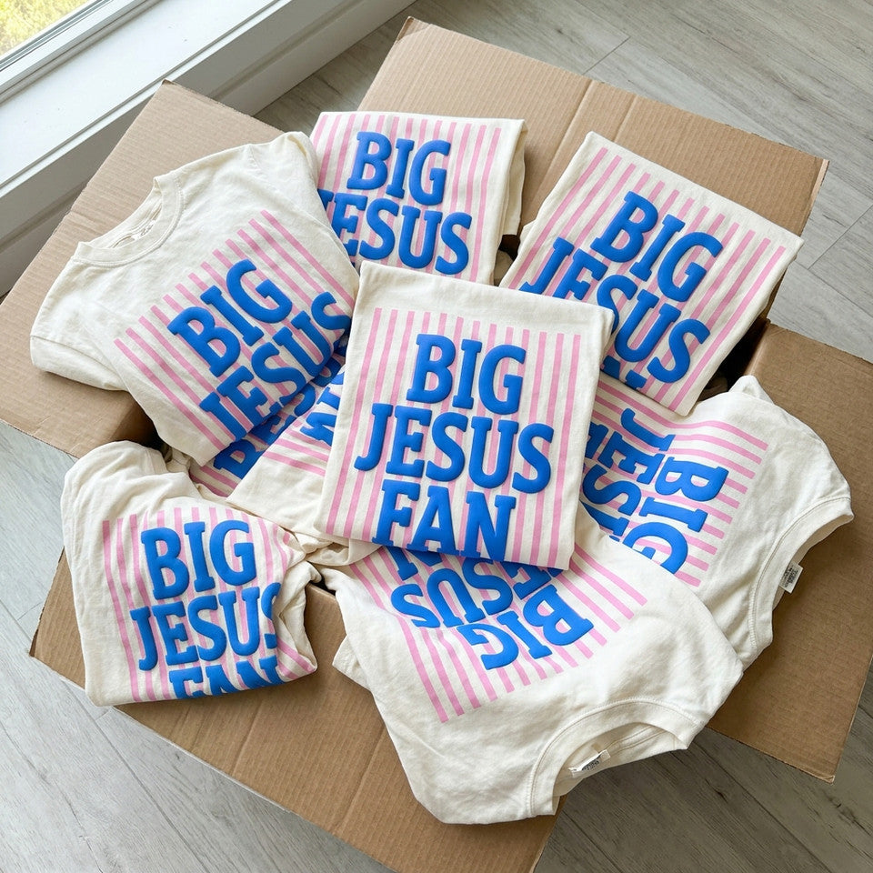 Big Jesus Fan Puff Screen